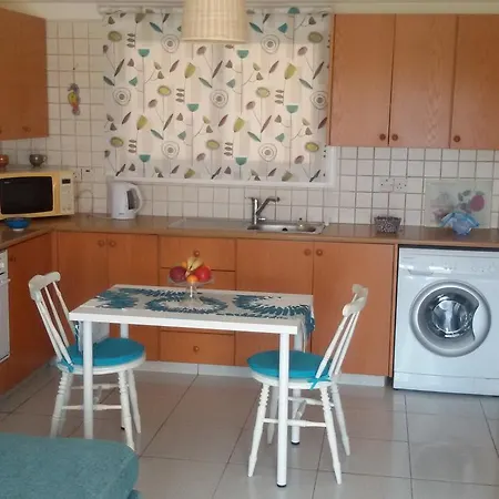 Lca3 Flat For You Paralimni